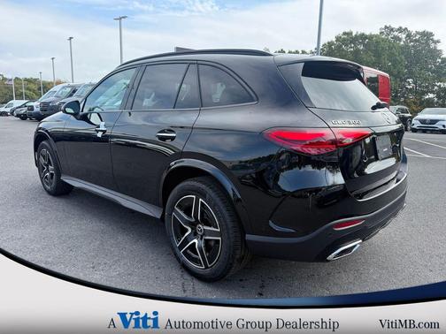 2026 Mercedes-Benz GLC 300 4MATIC