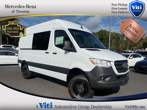 Artic White 2026 Mercedes-Benz Sprinter 2500 Cargo 144 WB