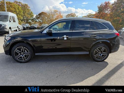 2026 Mercedes-Benz GLC 300 4MATIC