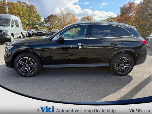 2026 Mercedes-Benz GLC 300 4MATIC