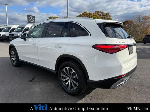 2026 Mercedes-Benz GLC 300 4MATIC