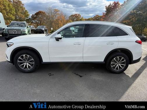 2026 Mercedes-Benz GLC 300 4MATIC