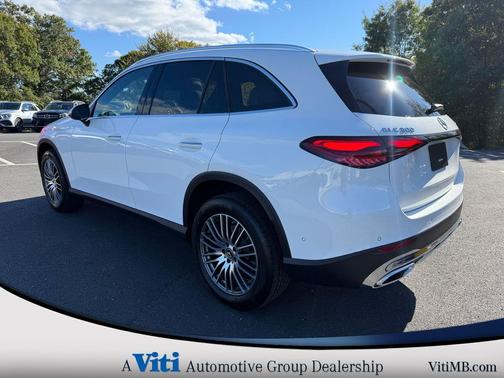 2026 Mercedes-Benz GLC 300 4MATIC