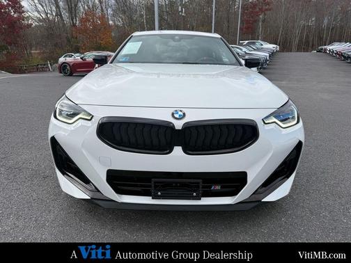 2025 BMW M240 i xDrive