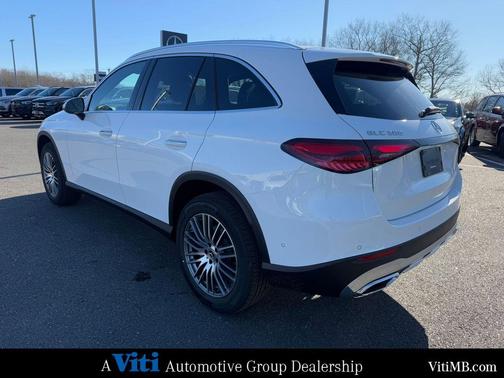 2026 Mercedes-Benz GLC 300 4MATIC