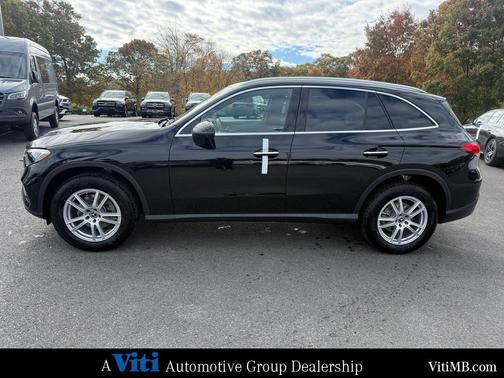 2026 Mercedes-Benz GLC 300 4MATIC