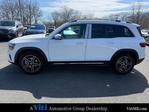 Polar White 2026 Mercedes-Benz GLB 250 4MATIC