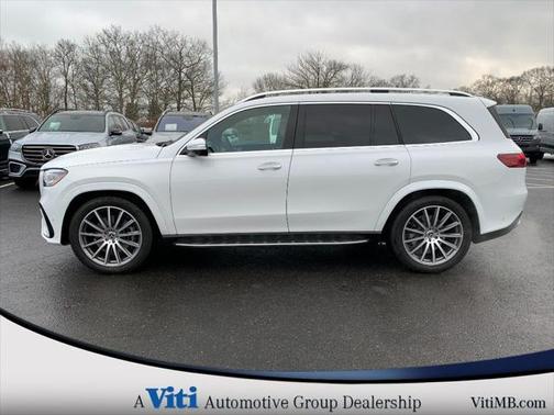2025 Mercedes-Benz GLS 580 4MATIC