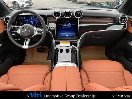 2025 Mercedes-Benz GLC 300 4MATIC