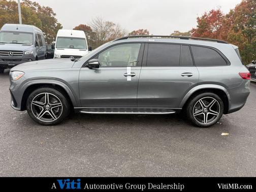 2026 Mercedes-Benz GLS 450 4MATIC