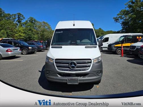 2025 Mercedes-Benz Sprinter 2500 Standard Roof
