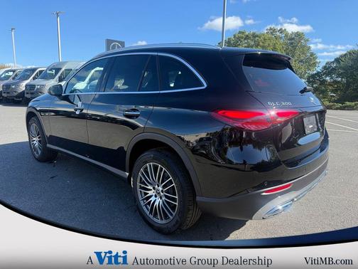 2026 Mercedes-Benz GLC 300 4MATIC