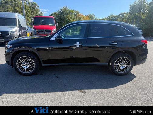 2026 Mercedes-Benz GLC 300 4MATIC