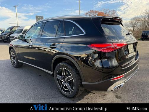 2026 Mercedes-Benz GLC 300 4MATIC