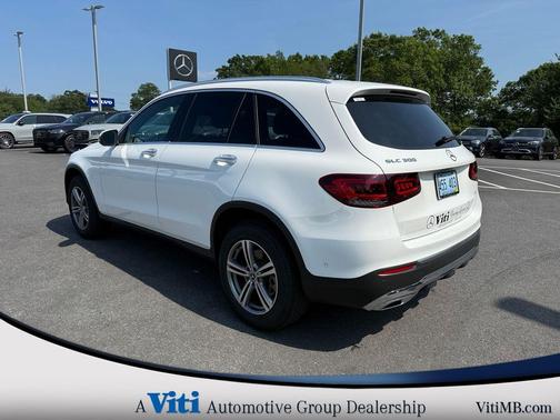 Polar White 2022 Mercedes-Benz GLC 300 4MATIC