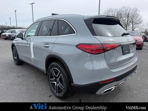 2026 Mercedes-Benz GLC 300 4MATIC