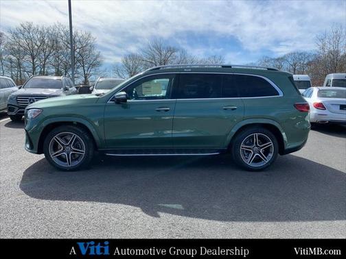 2025 Mercedes-Benz GLS 450 4MATIC