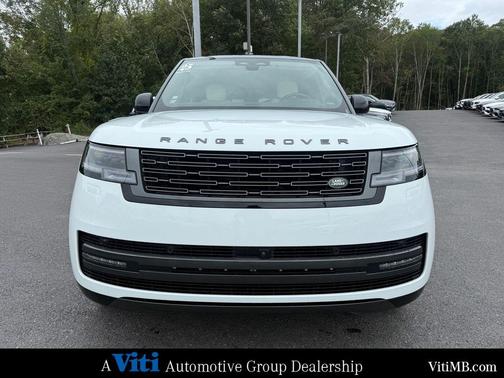 2025 Land Rover Range Rover P400 SE