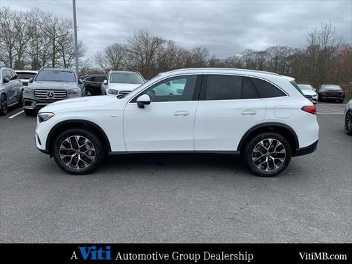 2025 Mercedes-Benz GLC 350e Base