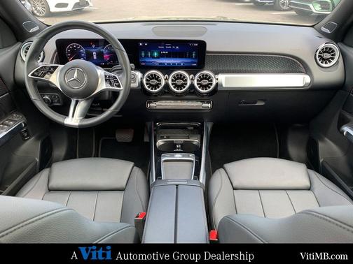 Night Black 2024 Mercedes-Benz GLB 250 4MATIC