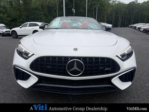 MANUFAKTUR Moonlight White Magno 2022 Mercedes-Benz AMG SL 55 Base