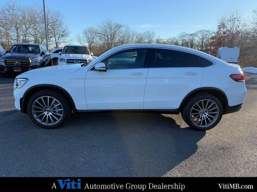 2022 Mercedes-Benz GLC 300 4MATIC Coupe