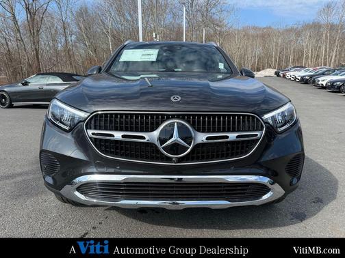 Graphite Gray Metallic 2026 Mercedes-Benz GLC 300 4MATIC