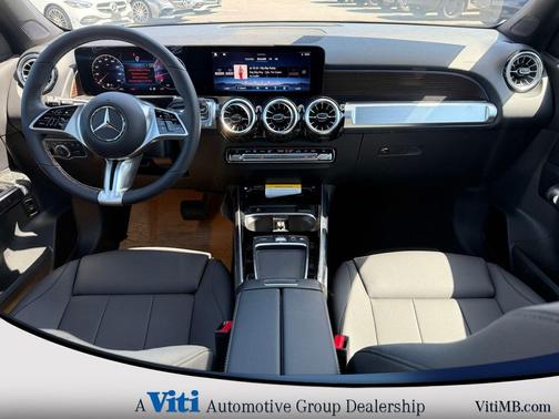 2025 Mercedes-Benz GLB 250 4MATIC