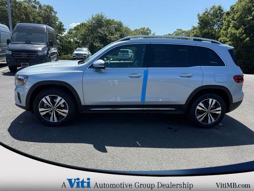 2025 Mercedes-Benz GLB 250 4MATIC