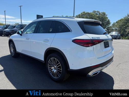 2026 Mercedes-Benz GLC 300 4MATIC