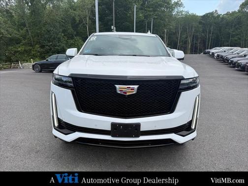 2022 Cadillac Escalade Sport
