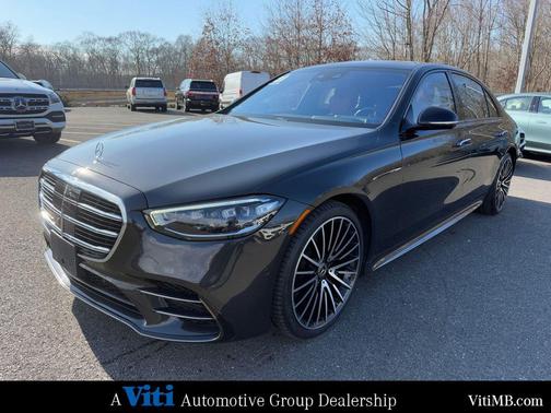 Graphite Gray Metallic 2023 Mercedes-Benz S-Class S 580 4MATIC