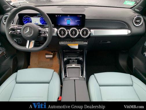 2025 Mercedes-Benz EQB 350 4MATIC