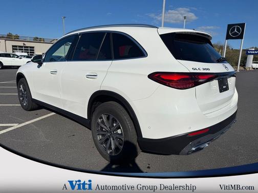 2026 Mercedes-Benz GLC 300 4MATIC