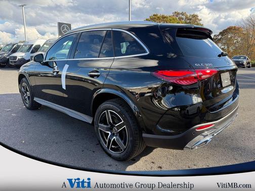 2026 Mercedes-Benz GLC 300 4MATIC