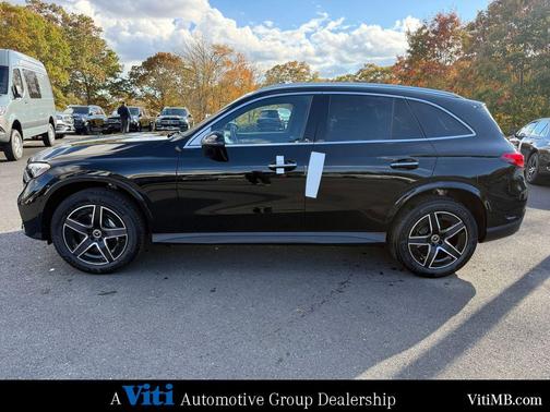 2026 Mercedes-Benz GLC 300 4MATIC