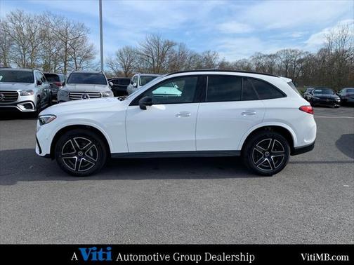 2025 Mercedes-Benz GLC 300 4MATIC