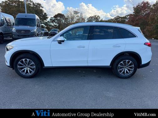 2026 Mercedes-Benz GLC 300 4MATIC