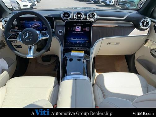 2025 Mercedes-Benz GLC 300 4MATIC