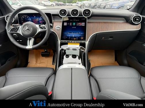 2025 Mercedes-Benz GLC 300 4MATIC