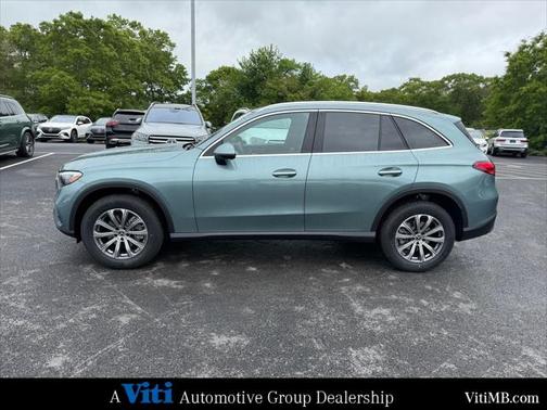2025 Mercedes-Benz GLC 300 4MATIC