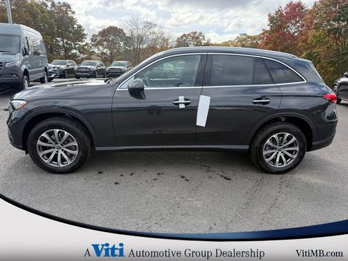 2026 Mercedes-Benz GLC 300 4MATIC