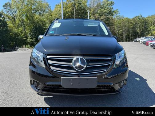 2023 Mercedes-Benz Metris Base