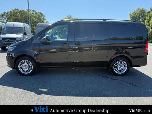 2023 Mercedes-Benz Metris Base