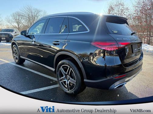 2026 Mercedes-Benz GLC 300 4MATIC