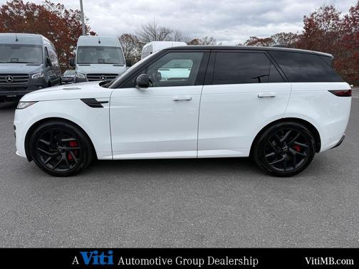 2023 Land Rover Range Rover Sport SE