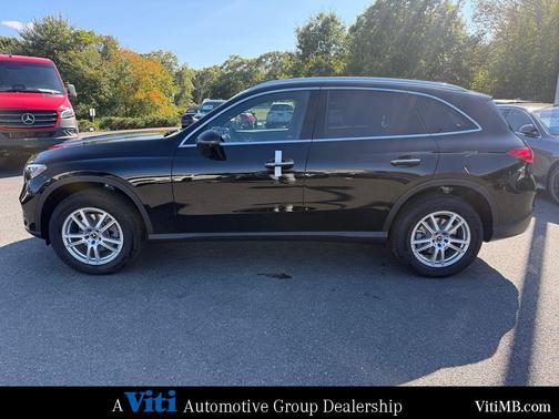 2026 Mercedes-Benz GLC 300 4MATIC