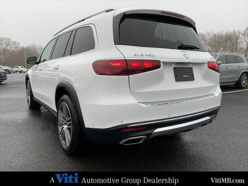 2025 Mercedes-Benz GLS 450 4MATIC