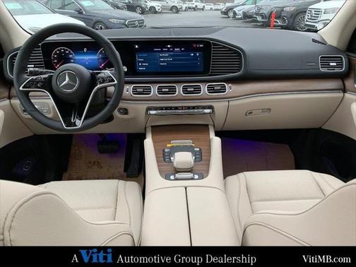 2025 Mercedes-Benz GLS 450 4MATIC