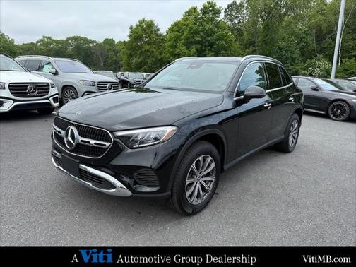 2025 Mercedes-Benz GLC 300 4MATIC